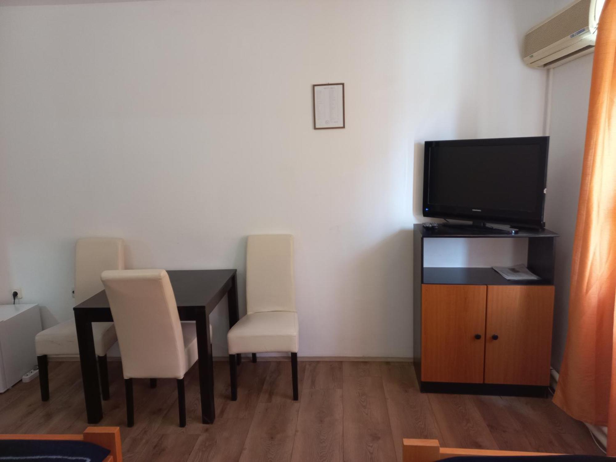 Hotel Duga Нови Сад Екстериор снимка