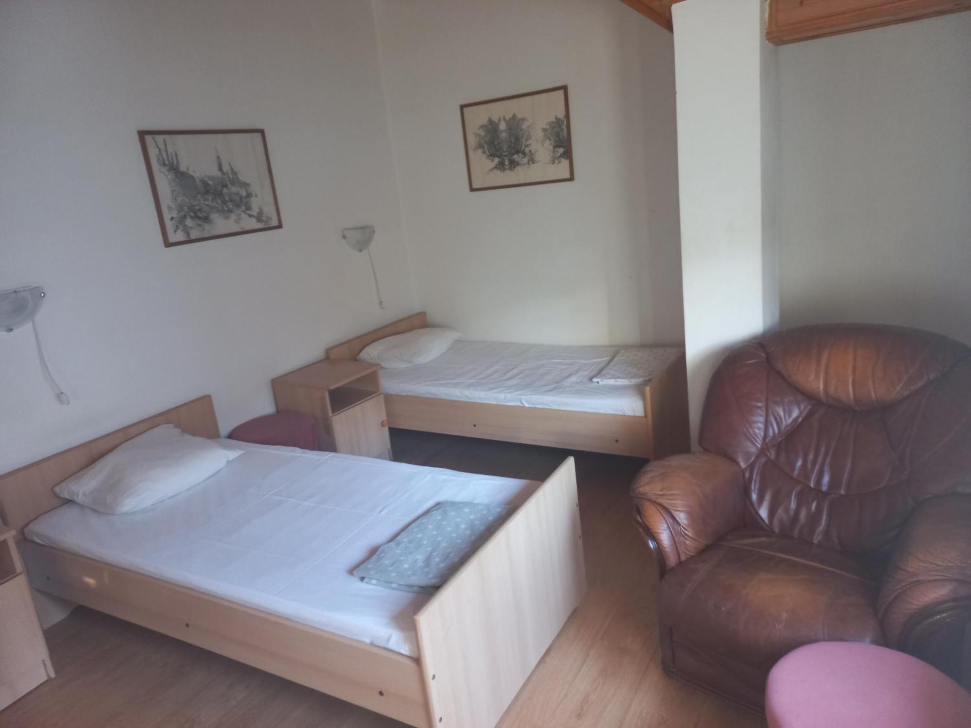 Hotel Duga Нови Сад Екстериор снимка