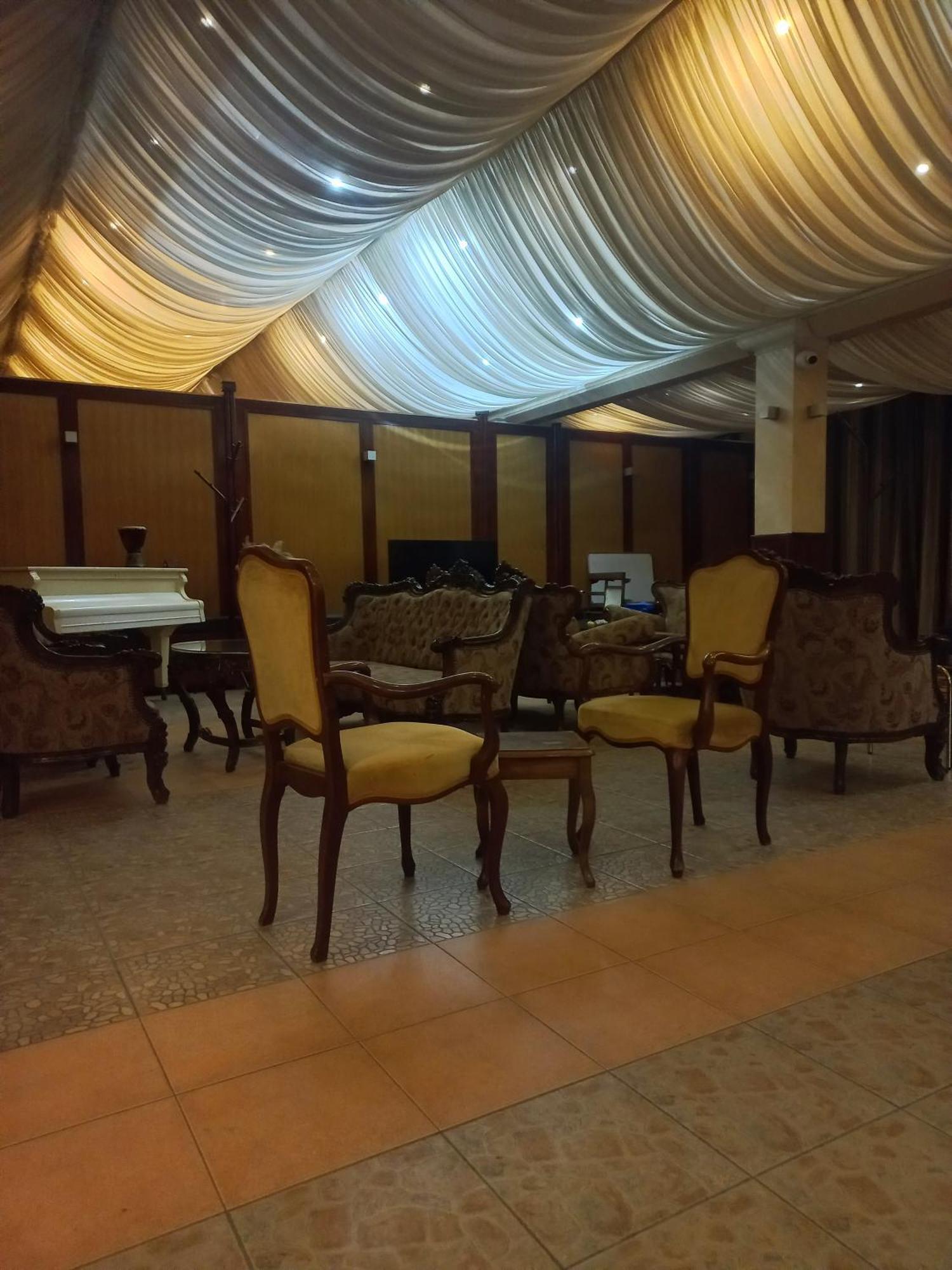 Hotel Duga Нови Сад Екстериор снимка